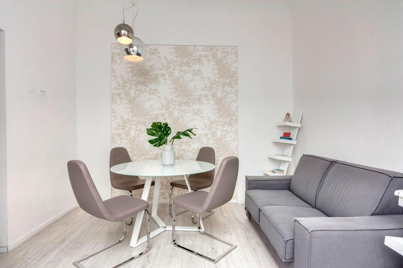 Velluti Apartment By Mamo Florence Exterior photo